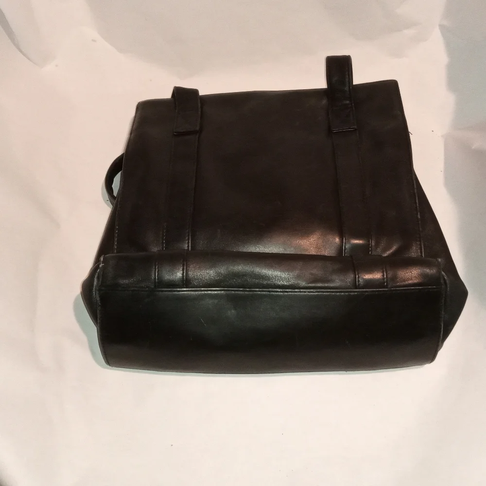 Preview Collection Handbag - Picture 10 of 10